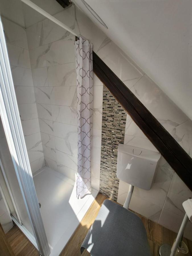 Appartement Apartman Buzanova 001 à Zagreb Extérieur photo
